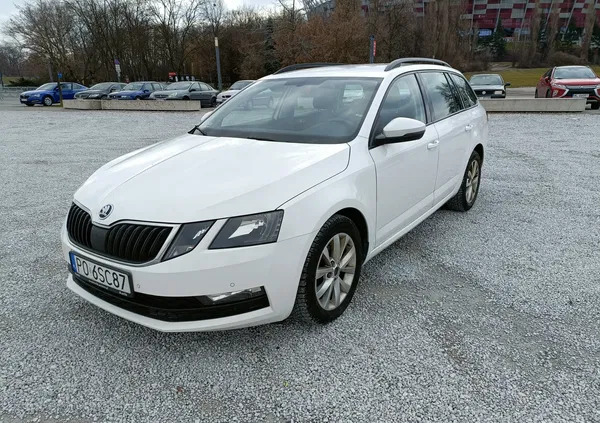 lubuskie Skoda Octavia cena 37600 przebieg: 242000, rok produkcji 2017 z Gdańsk